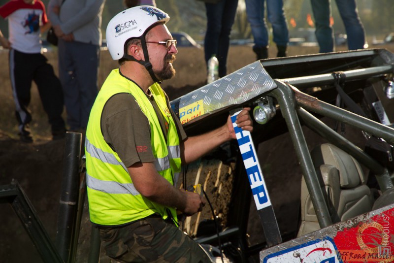 strobius-offroad-master-20120929-052.jpg strobius-offroad-master-20120929-052.jpg