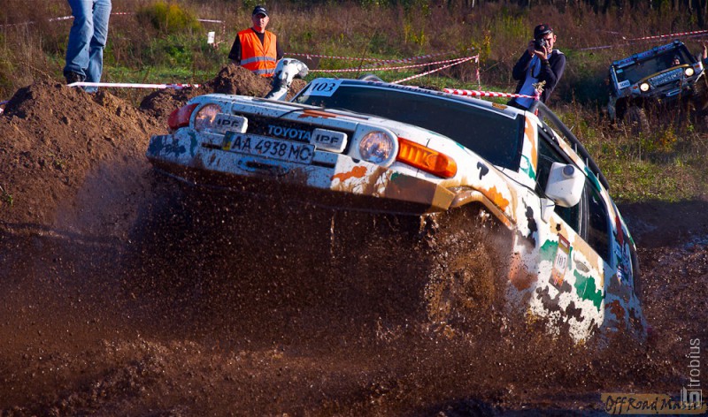 strobius-offroad-master-20120929-050.jpg strobius-offroad-master-20120929-050.jpg