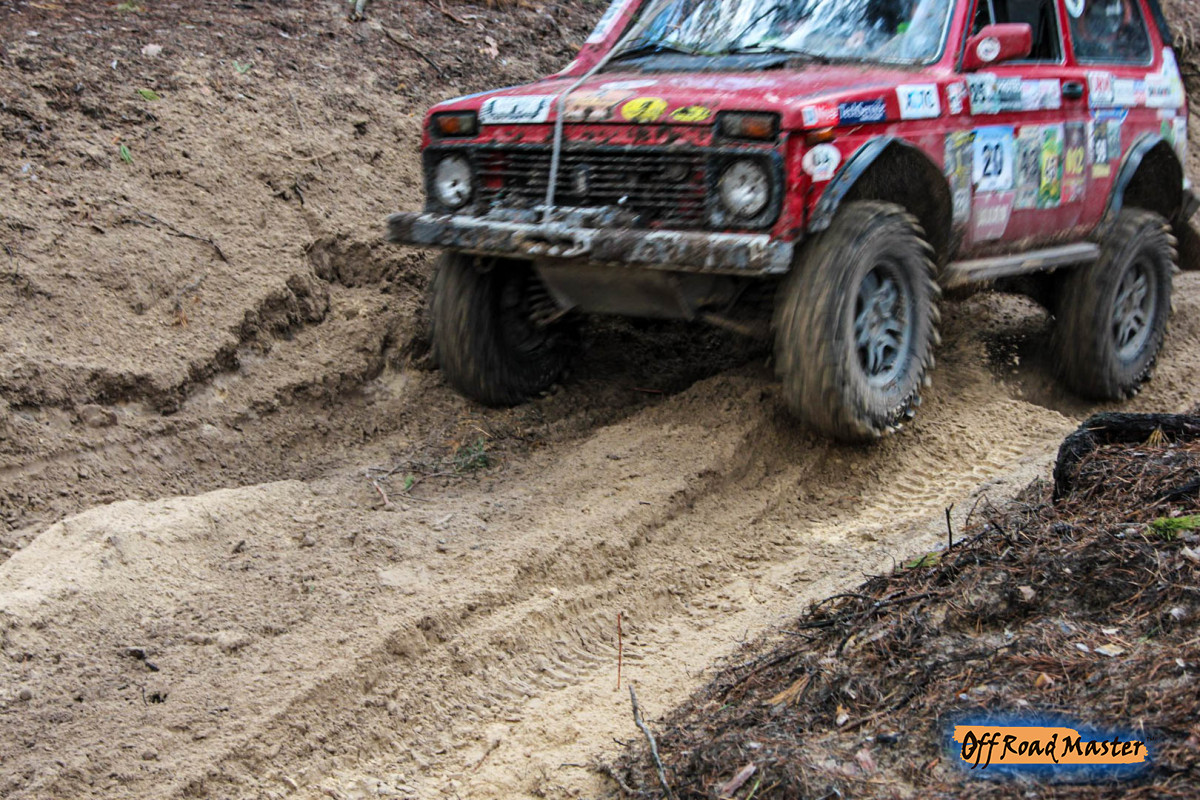 82614386 3054118707931978 7054573196309168128 O (1)