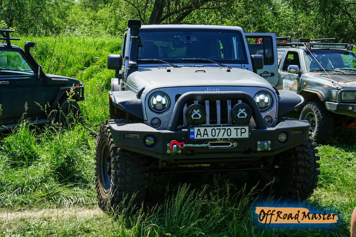 103828093 804666117030687 8672435019840394827 O