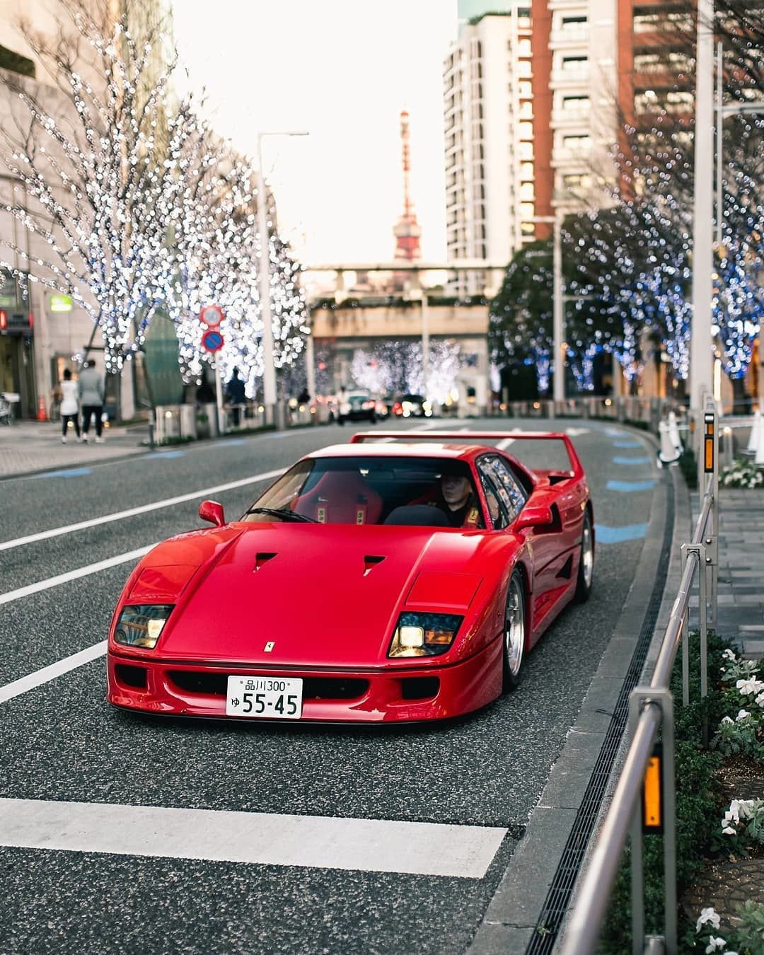 Ferrari F40.jpg